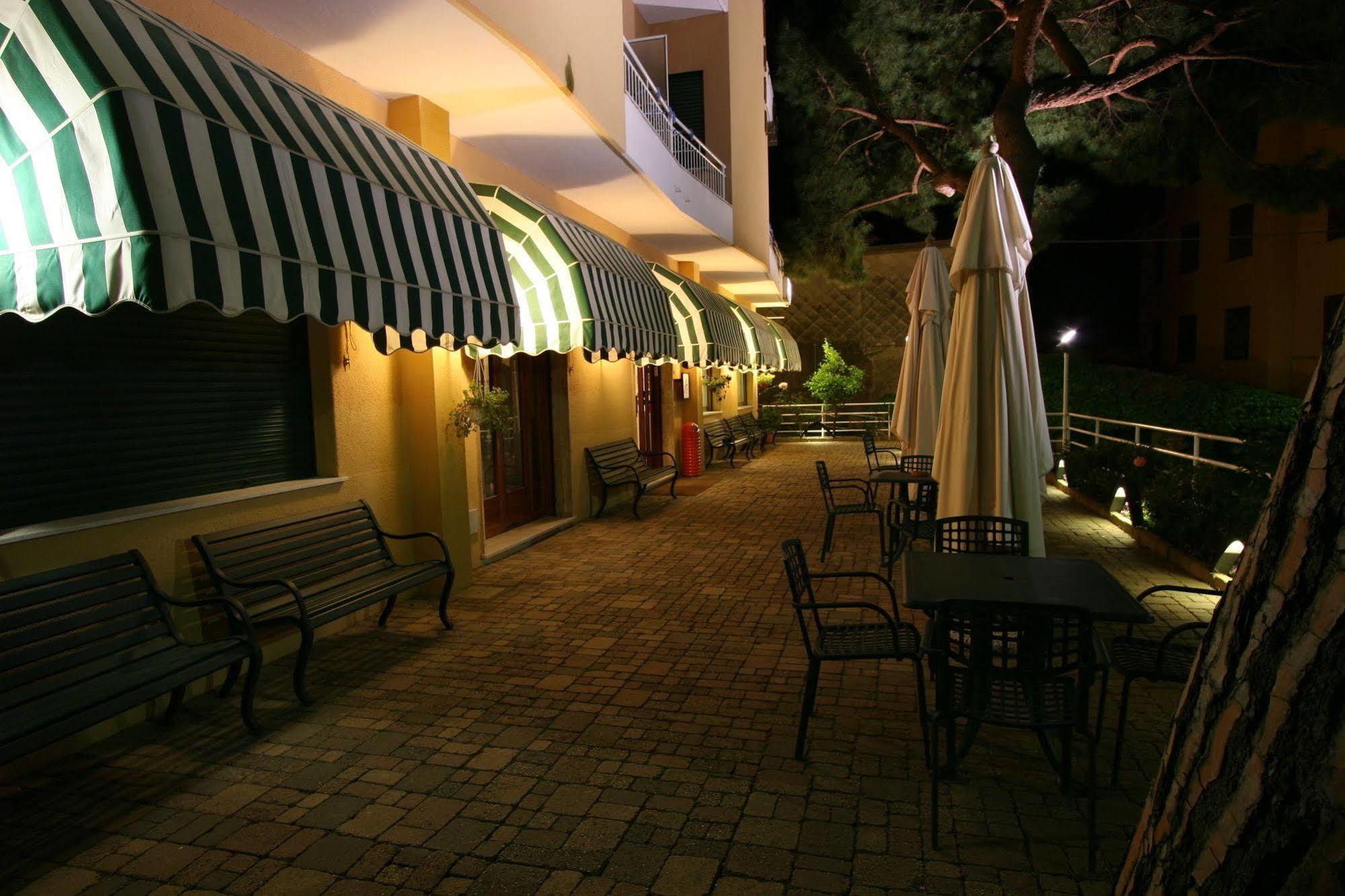 Albergo Adriana Celle Ligure Εξωτερικό φωτογραφία